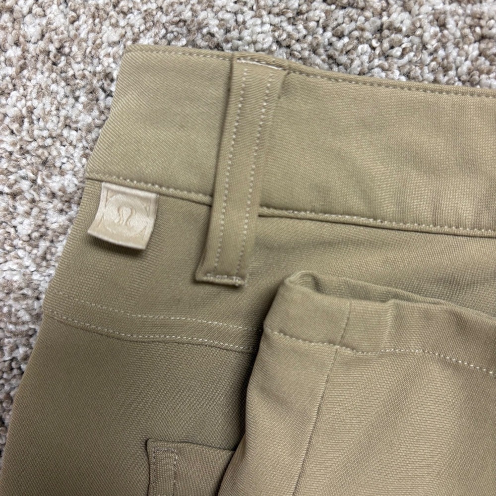 Lululemon ABC Pant Slim Mens 31x30 Tan Khaki Warpstreme 5-Pocket Chino Trousers